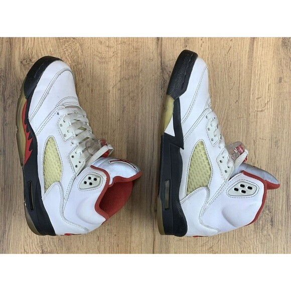 Nike Air Jordan 5 Retro Mid Fire Red Silver Tongue Sneakers 5Y White 440888-102 - Picture 11 of 16